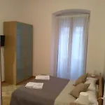 בית הארחה Iris 4*
