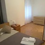 בית הארחה Iris 4*