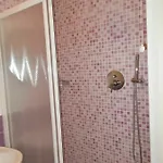 בית הארחה Iris 4*