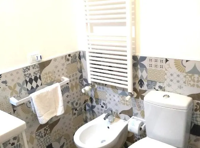 Iris Τεργέστη